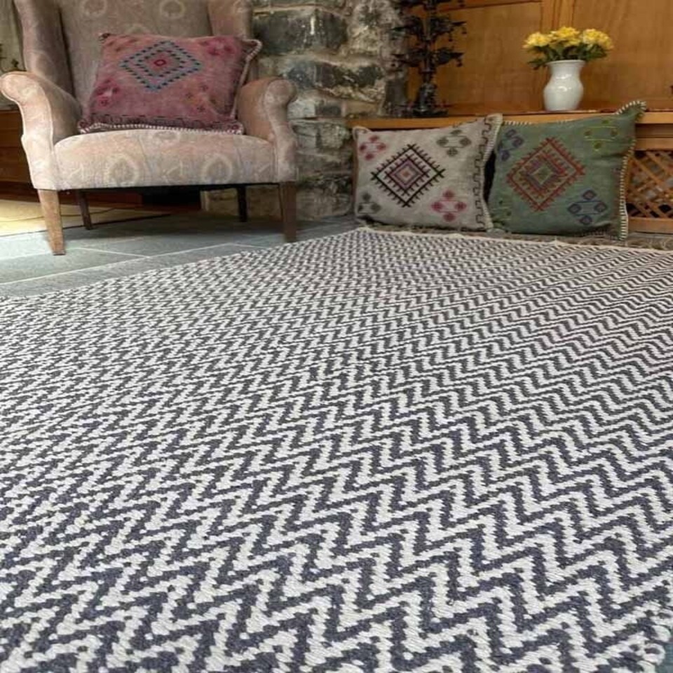 image 1 of GRETA Soft Bedroom Rug Dark Herringbone Pattern - L120 x W180 - Grey Grey