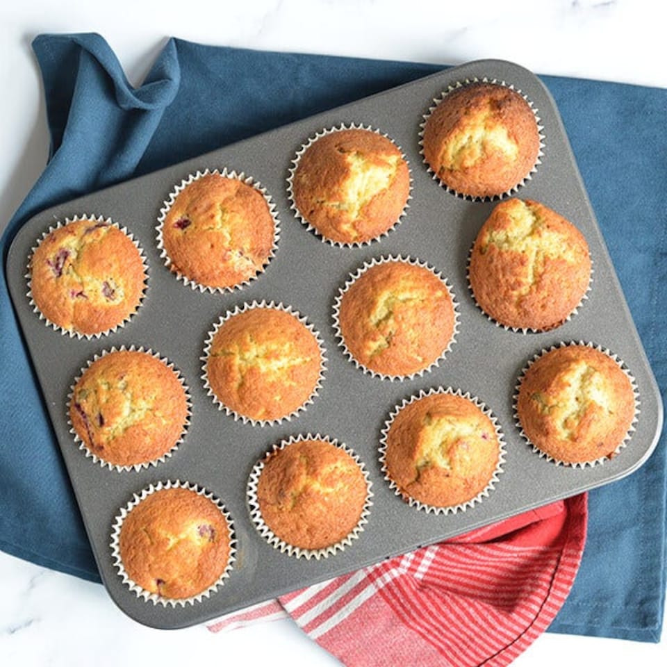 image 1 of Stoven Non-Stick 12 Cup Muffin Pan