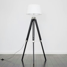 ValueLights Clipper Black Floor Lamp White Linen Shade
