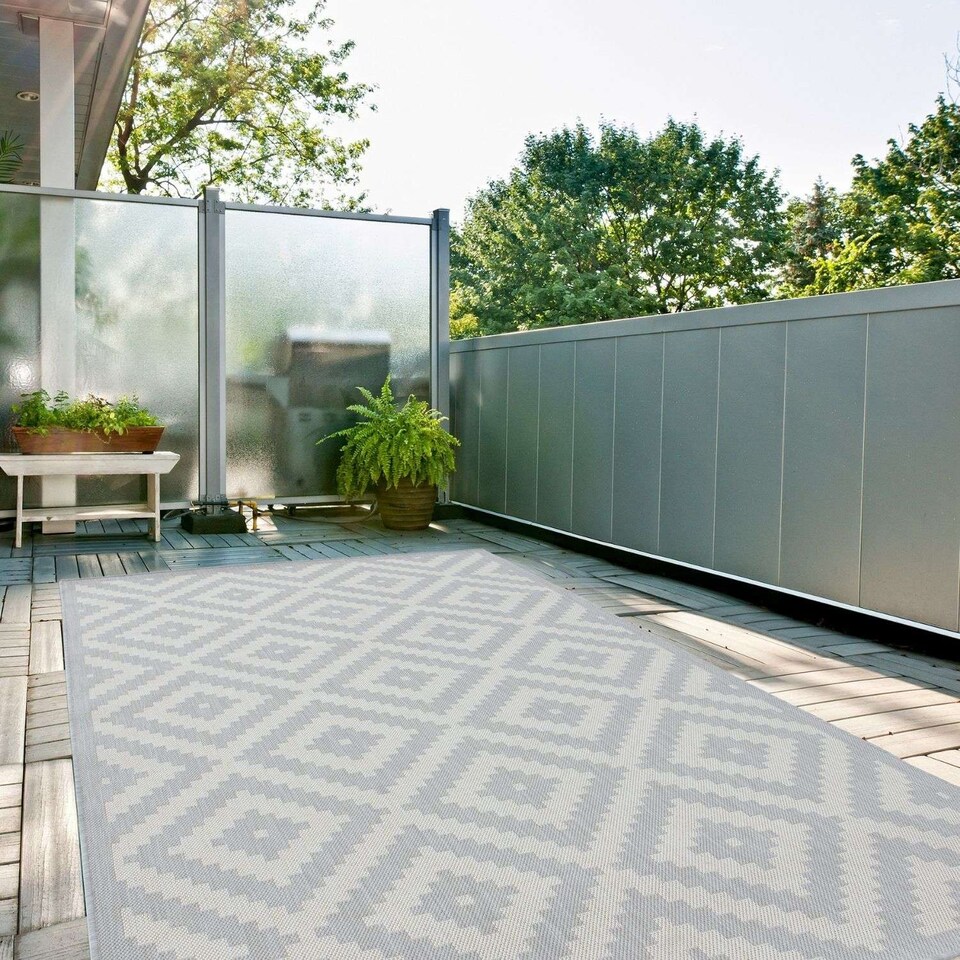 image 1 of The Rugs Outdoor Indoor Diamond Garden Patio Rug Weather Resistant Jet Washable | 100