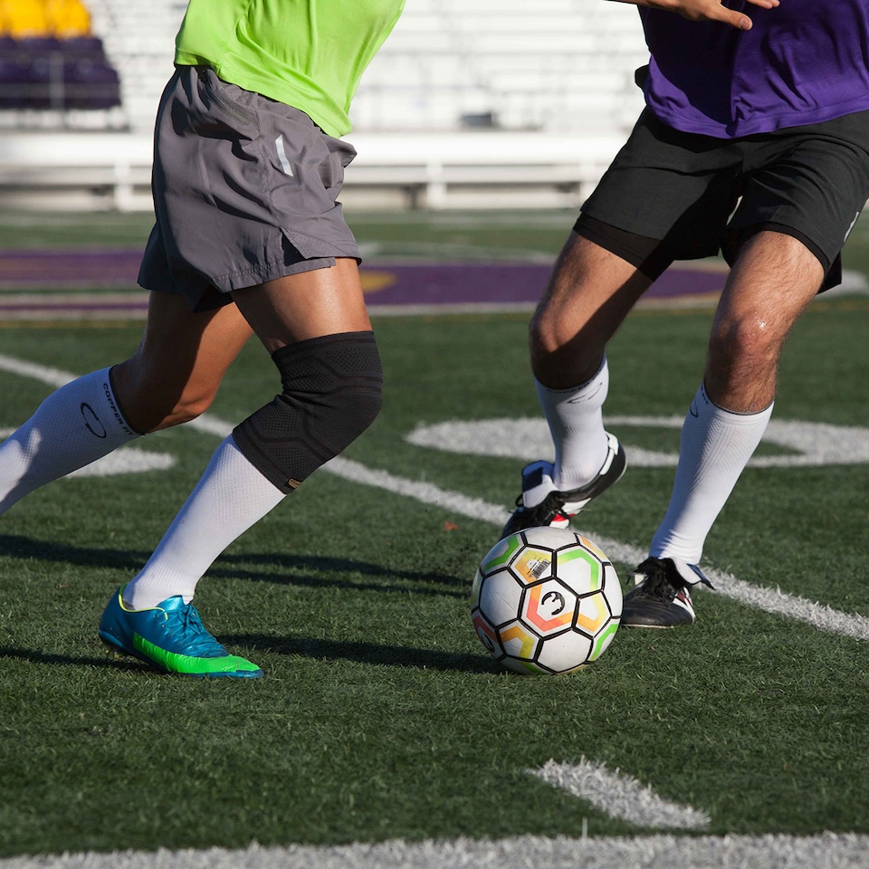 image 1 of Copper Fit Elite Knee Compression Sleeve L&XL | Black