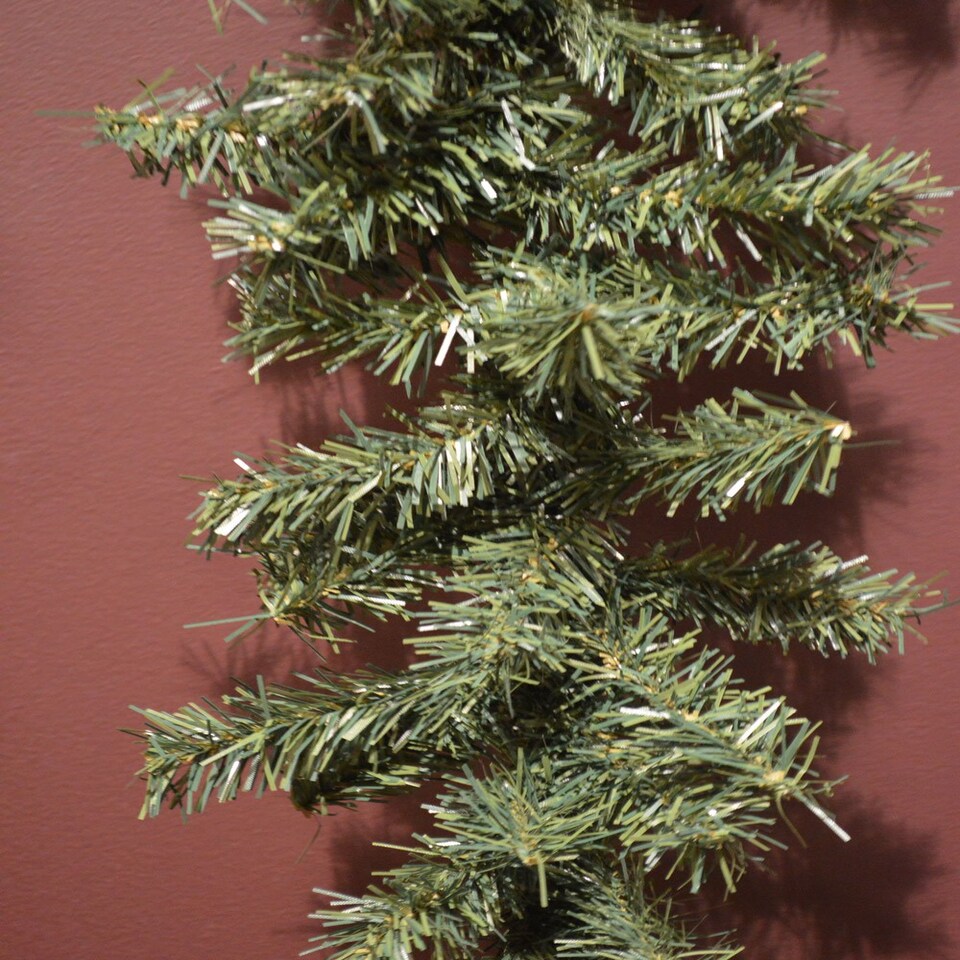 image 1 of Pack of 4 x 2.7m (9ft) x 20cm Canadian Pine Christmas Garland Plain Green