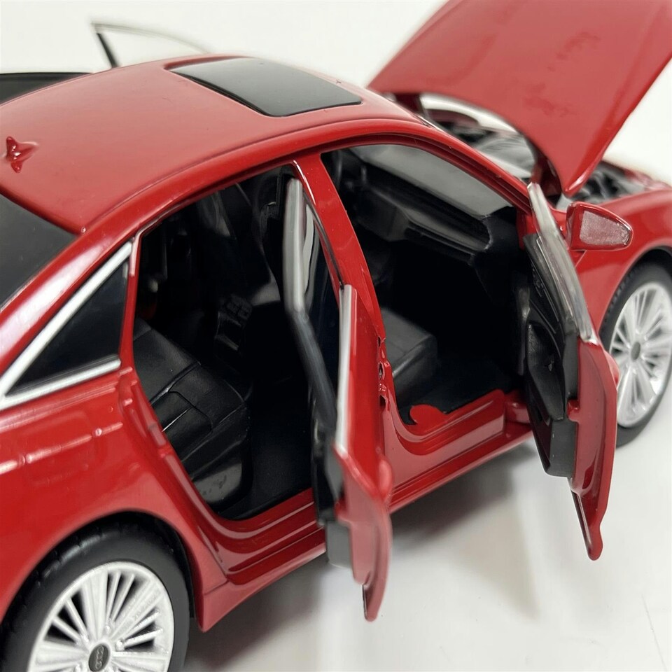 image 1 of Audi A6 Red LHD Light and Sound 1:32 Scale Tayumo 32140014