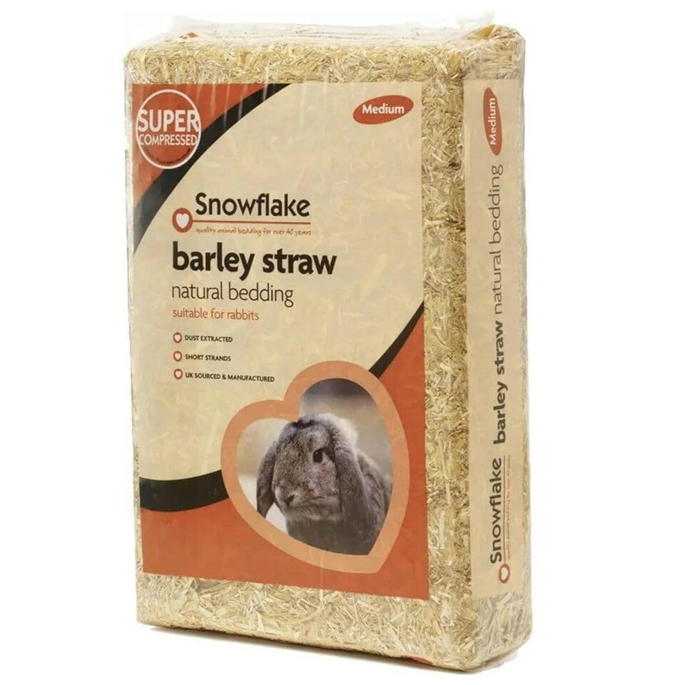 image 1 of 1 Bag Of 3kg Extra Soft Barley Snowflake Natural Pet & Animal Bedding Chopped For Comfort