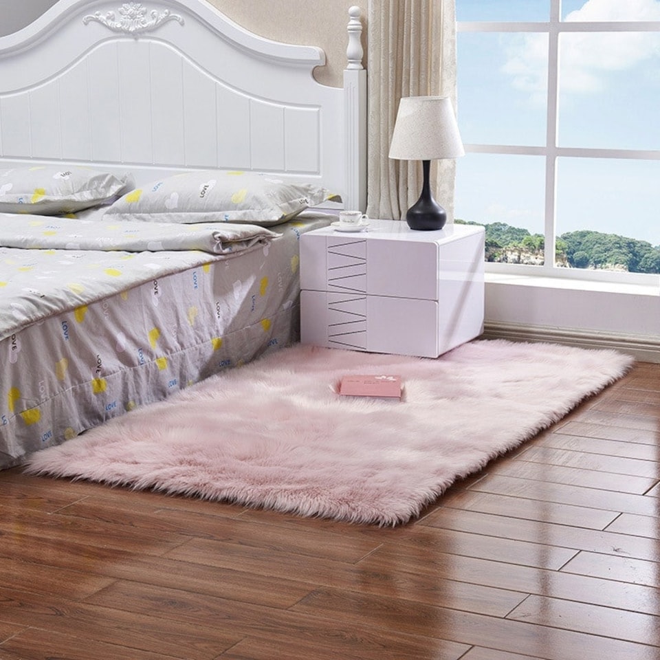 image 1 of Living and Home Retangular Super Soft Shaggy Area Rug, Pink, 90cm L x 60cm W