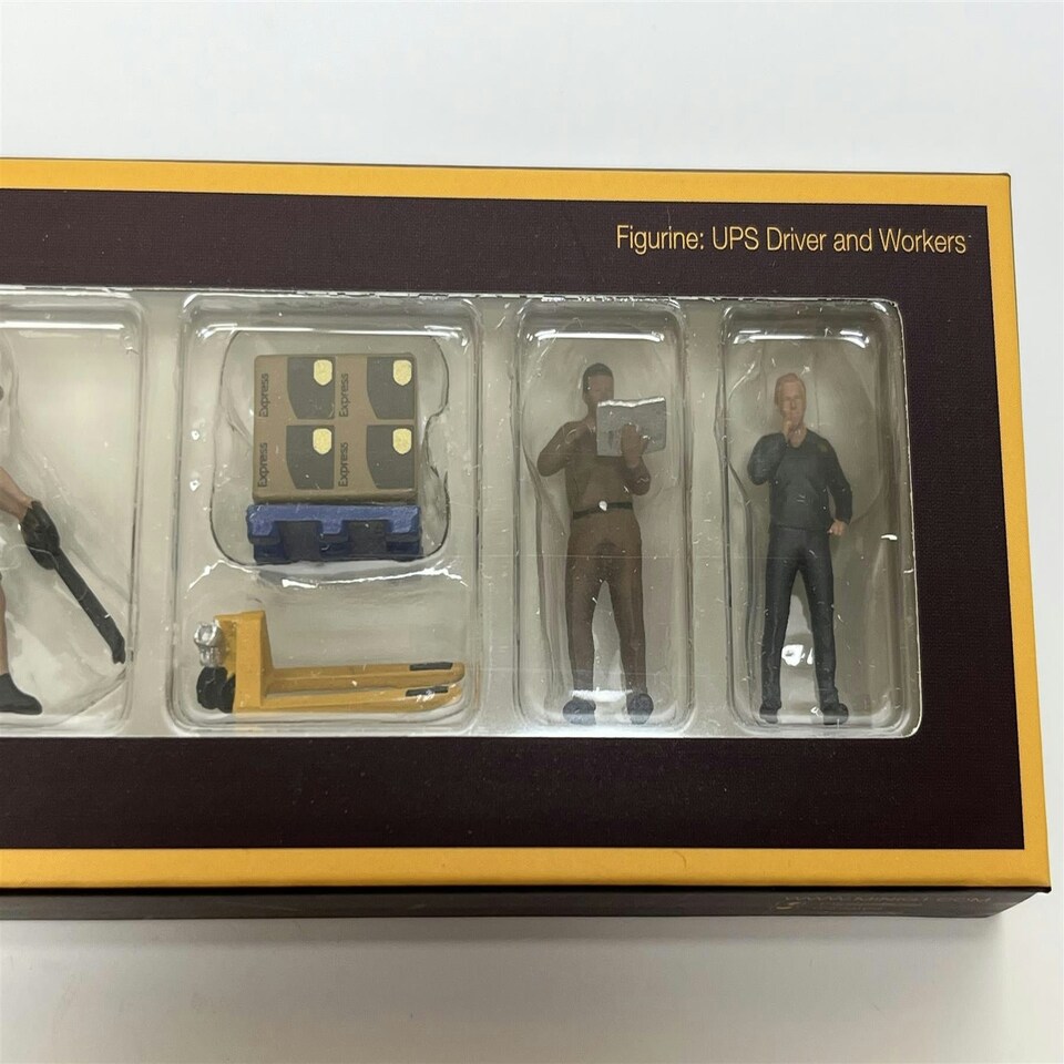 image 1 of Figurine UPS Driver and Workers 1:64 Mini GT MGTAC30