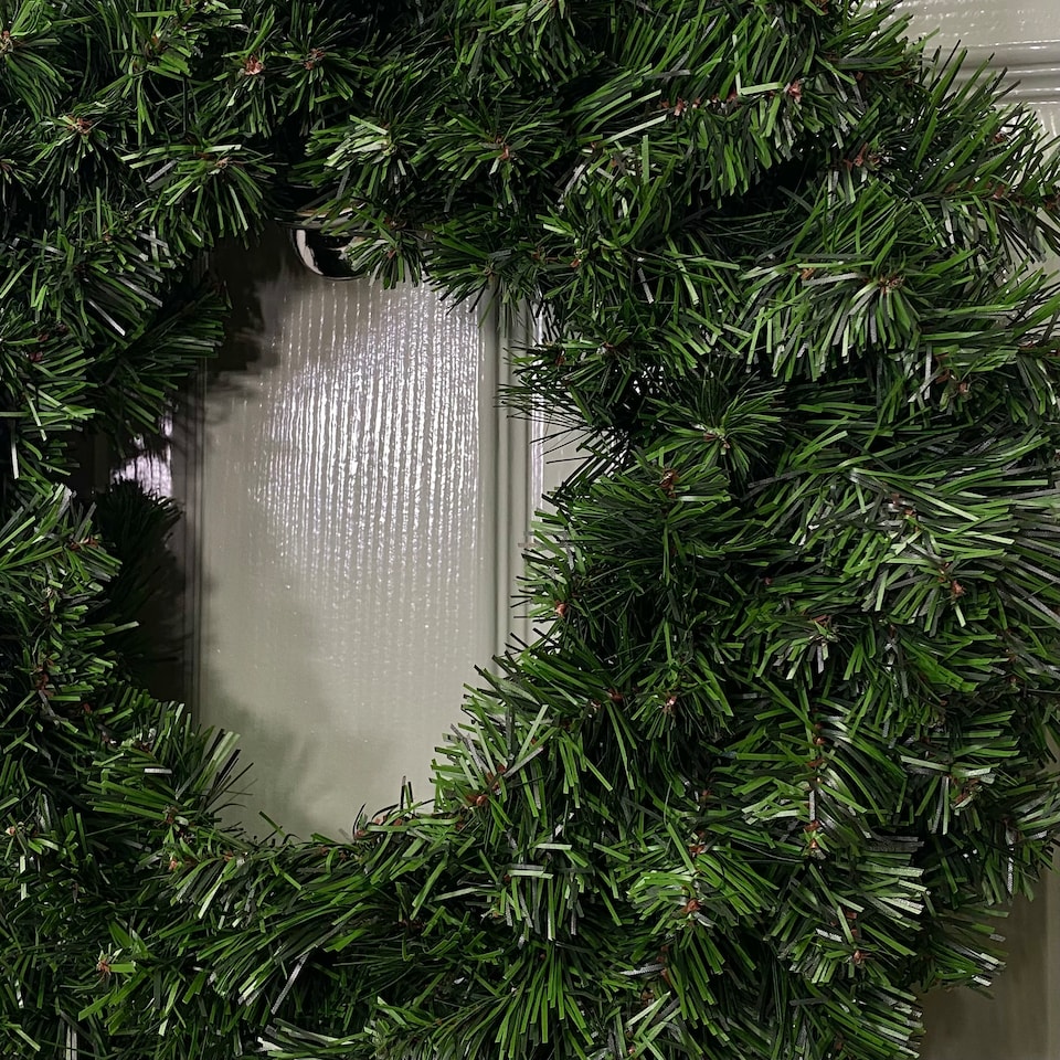 image 1 of 40cm Plain Green Canadian Pine Artificial Christmas Wreath
