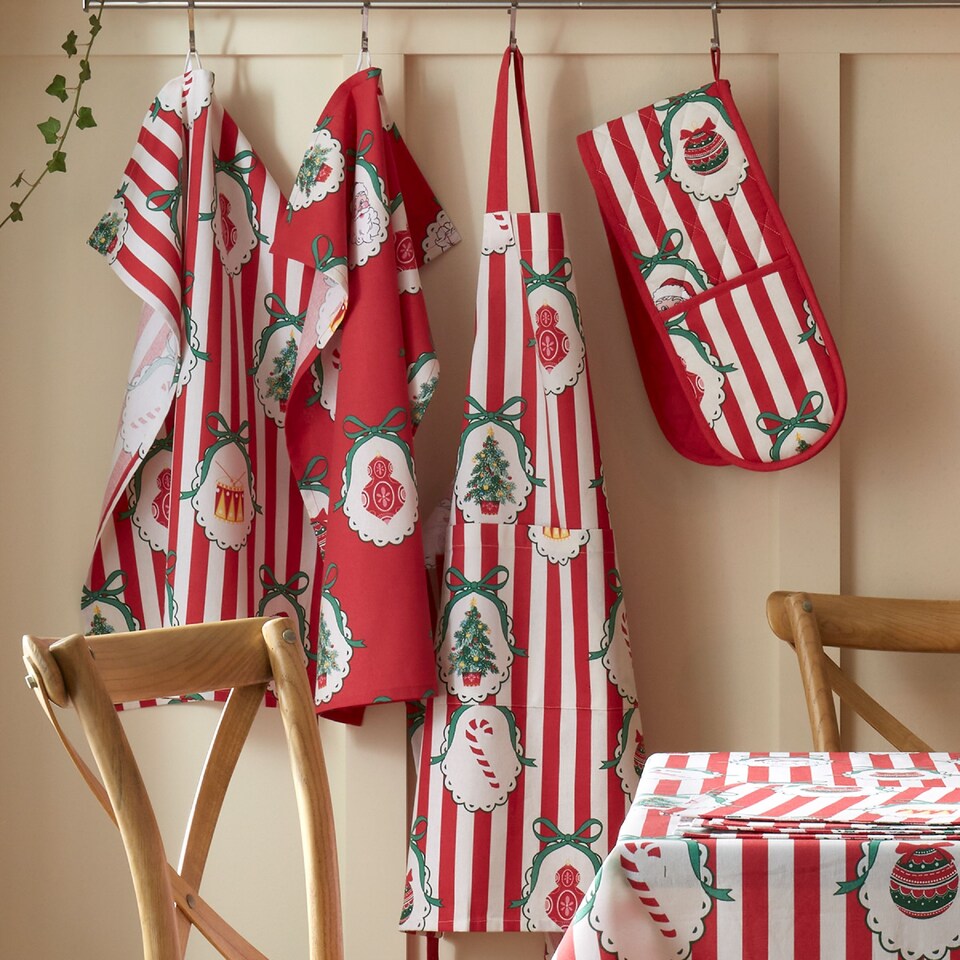 image 1 of Catherine Lansfield Christmas Vintage Stripe Cotton Kitchen Adult Apron