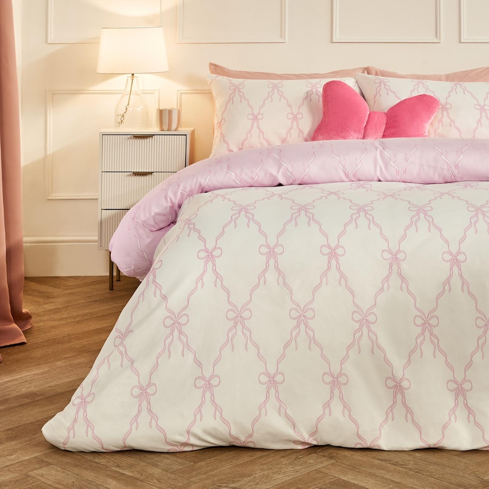 image 1 of OHS Bow Lattice Bedding Set Microfibre Reversible Duvet Cover with Pillowcase | Pink | Pink/White | Double