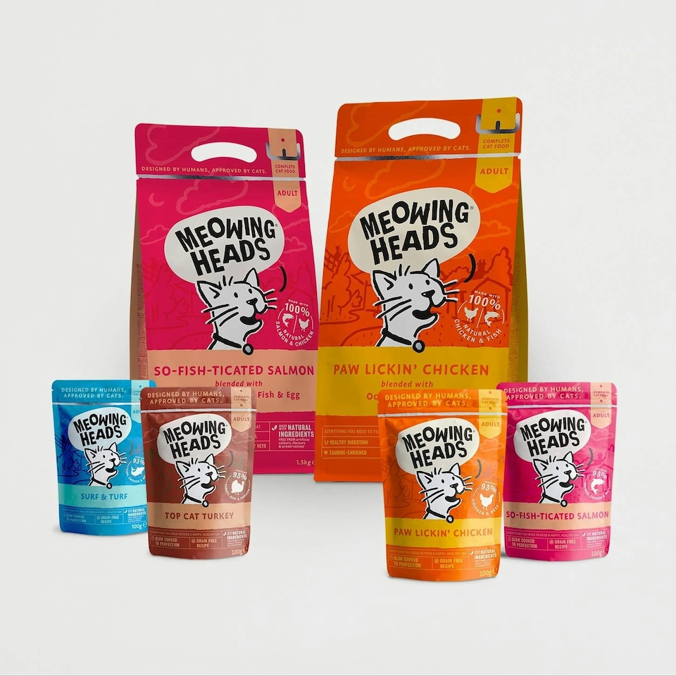image 1 of Meowing Heads Paw Lickin’ Chicken 450g x 1