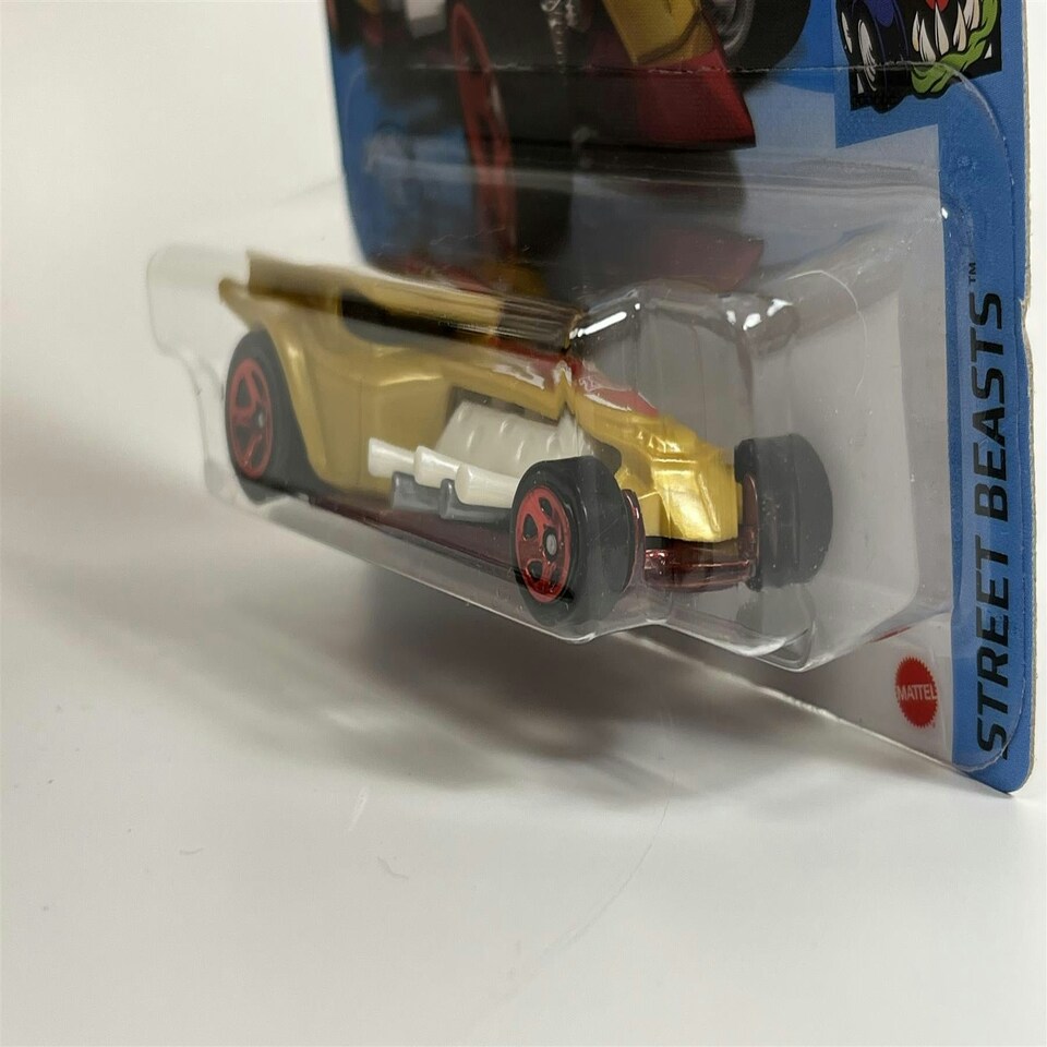 image 1 of Hot Wheels Ratical Racer Street Beasts 1:64 GHG00D521 B3