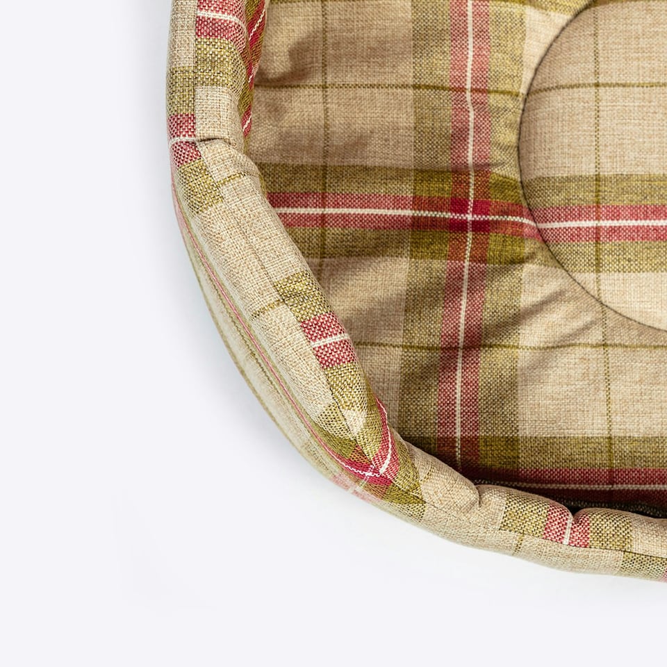image 1 of Newton Moss Slumber Bed 68cm (27")