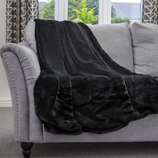 Dreamcatcher Black Faux Fur Blanket Throw 160x130cm | Black | Black | One Size | 1