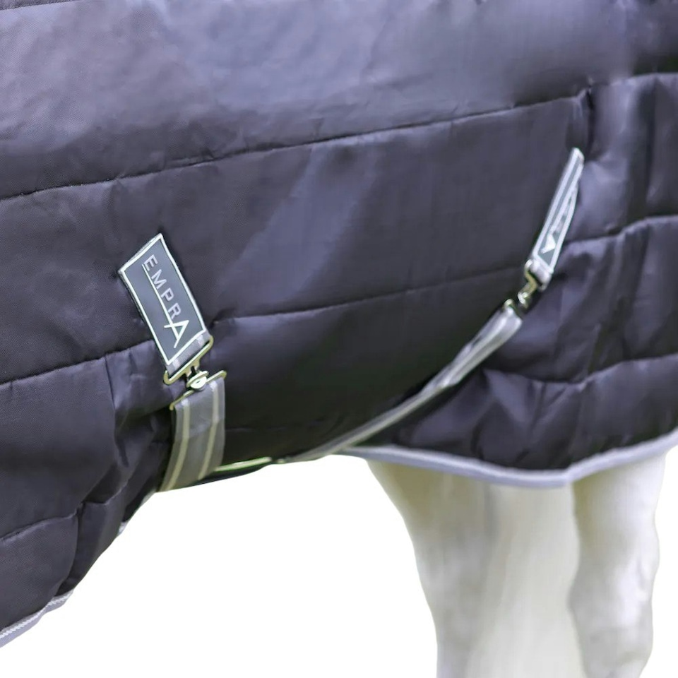 image 1 of StormX Empra Standard-Neck 200g Horse Stable Rug - Black - 4´ 9"