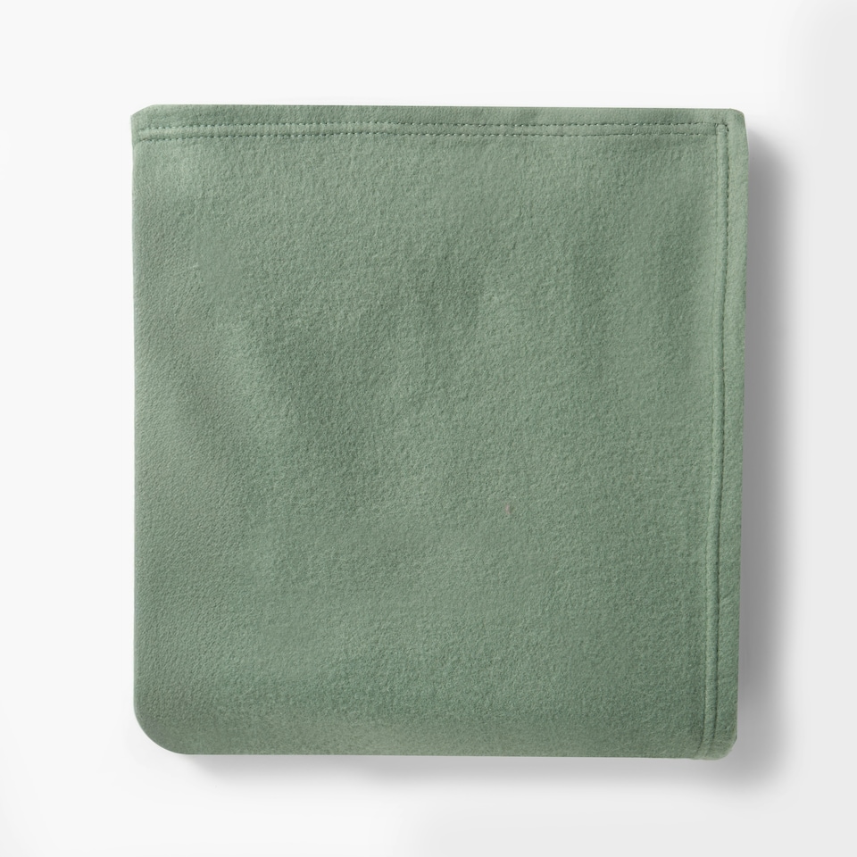 image 1 of OHS Teddy Fleece Soft Warm Plush Cosy Plain Dyed Throw Over Bed Blanket, 125x150cm (Copy) Green | Evergreen