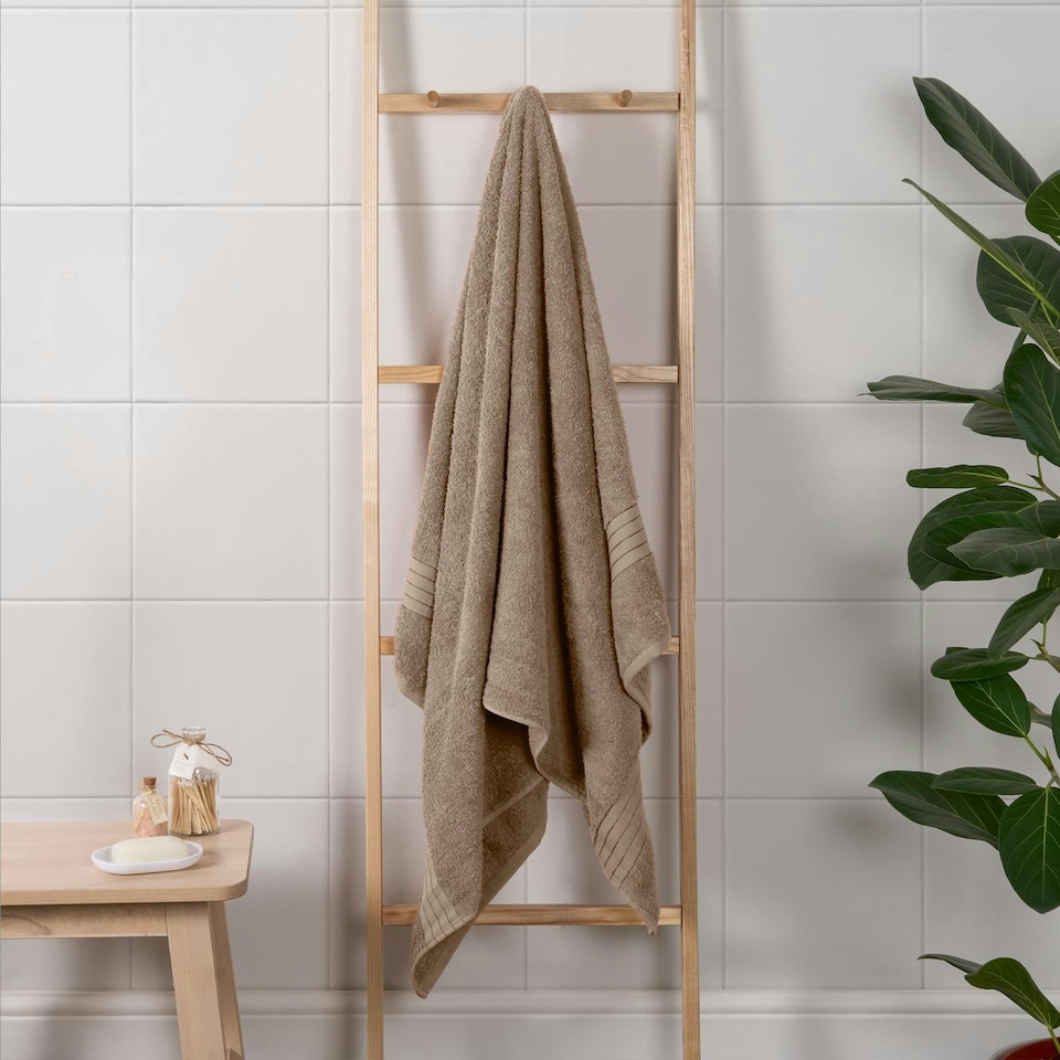 image 1 of OHS Soft Luxury 100% Cotton 500GSM Bathroom Bath Sheet Towel, 90x150cm - Mocha