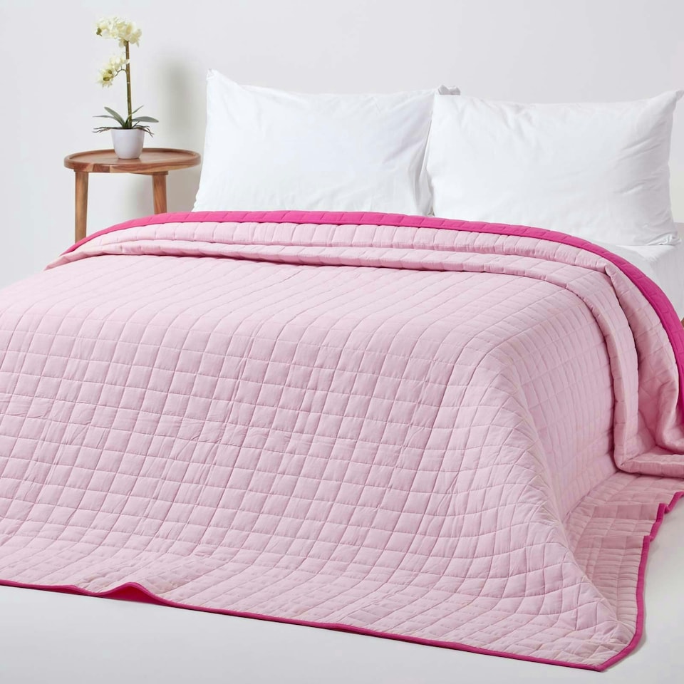 image 1 of Homescapes Cotton Quilted Reversible Bedspread Pink and Cerise - 150 x 200 cm | Pink