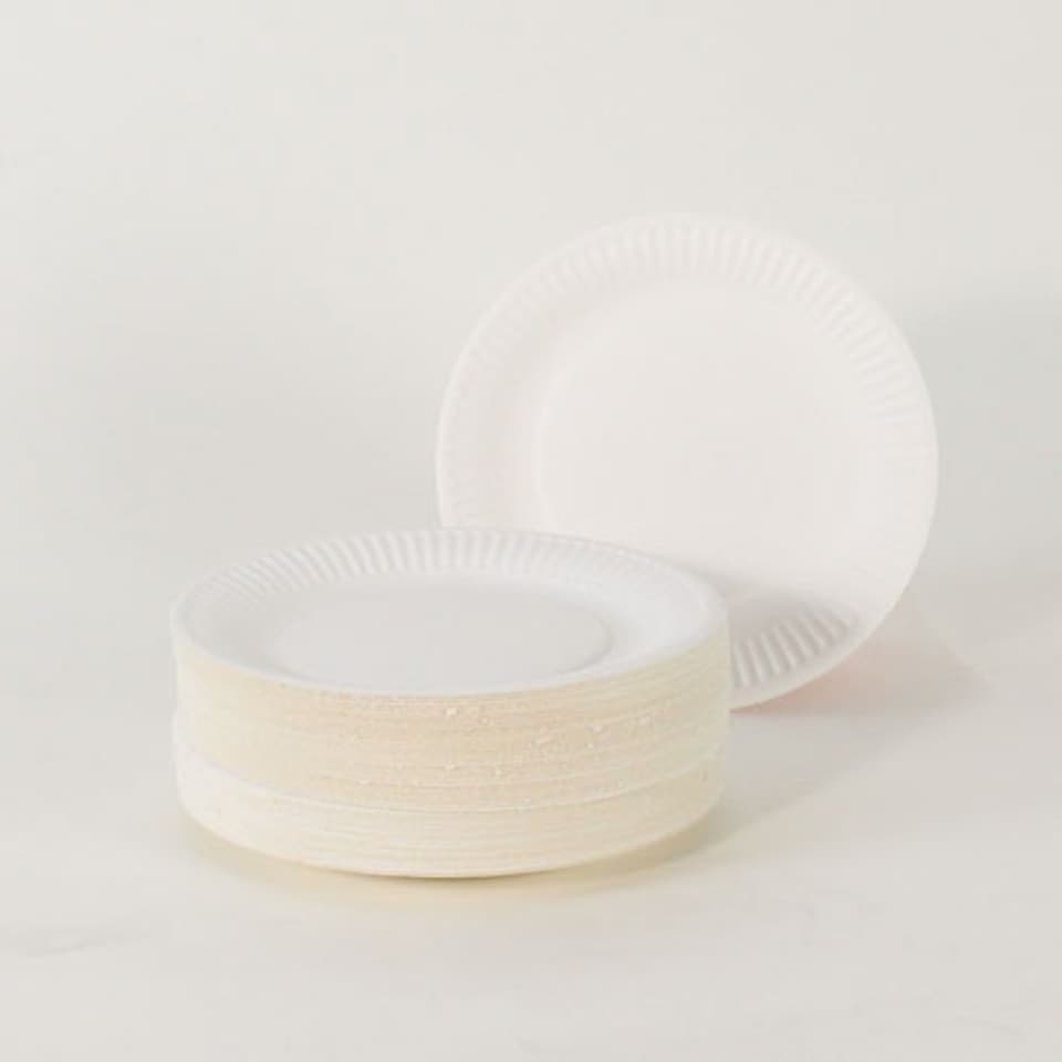 White Biodegradable Round Paper Plates 18cm - Pack of 100