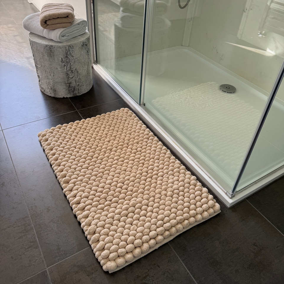 image 1 of Bobbi Giant Bobble Bath Mat