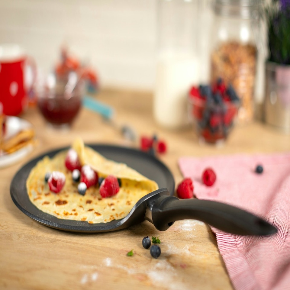 image 1 of Easy Induction Crepe Pan 25cm