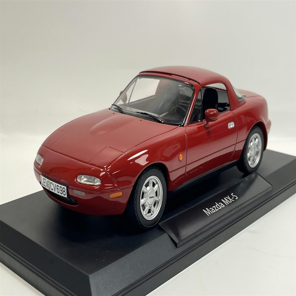image 1 of Mazda MX5 1989 Red 1:18 Scale Norev 188020