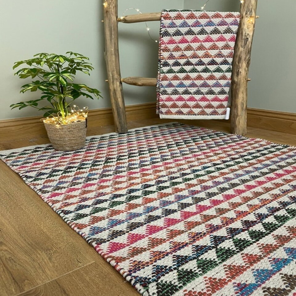 Karal Pink Triangle Bunting StripeRug - Cotton - L60 x W90 - Multicolour Multi