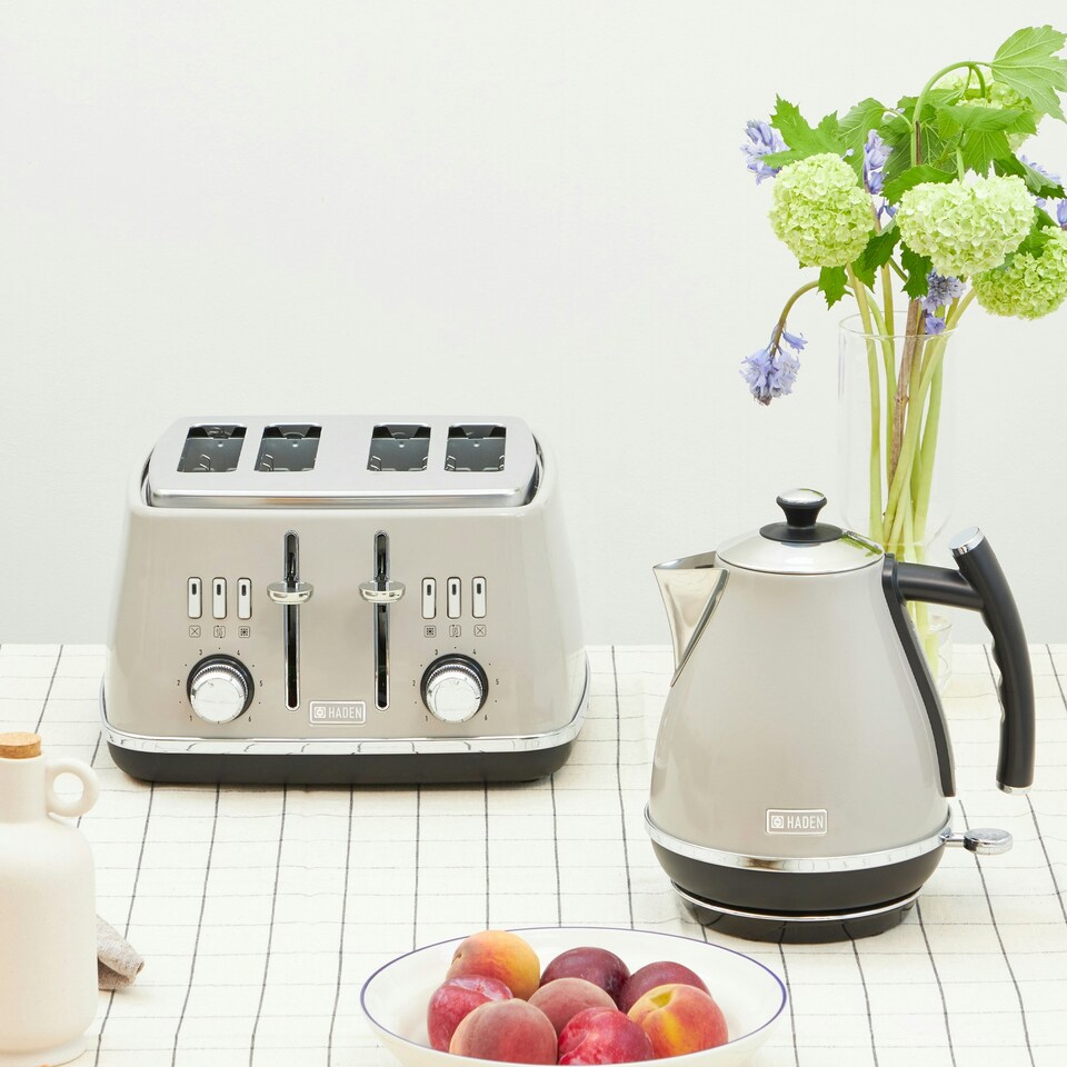 image 1 of Haden Cotswold Putty Bundle – Kettle and 4 Slice Toaster Set