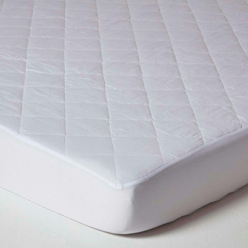 image 1 of Homescapes Quilted Mattress Protector - Double | White | Double