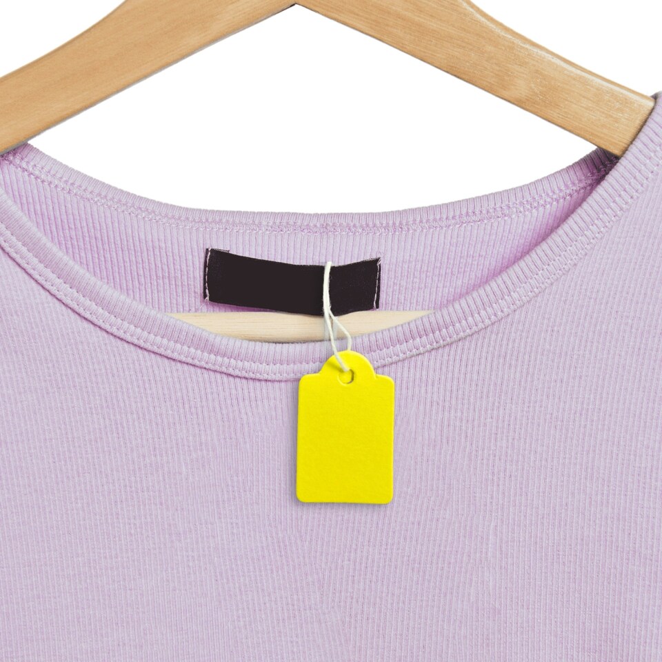 image 1 of Pack of 100 Medium Yellow Strung Tags 25 x 39mm