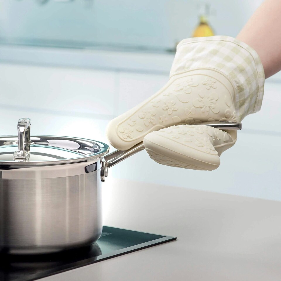 image 1 of Zeal Steam Stop™ Waterproof Silicone Single Oven Glove Cream