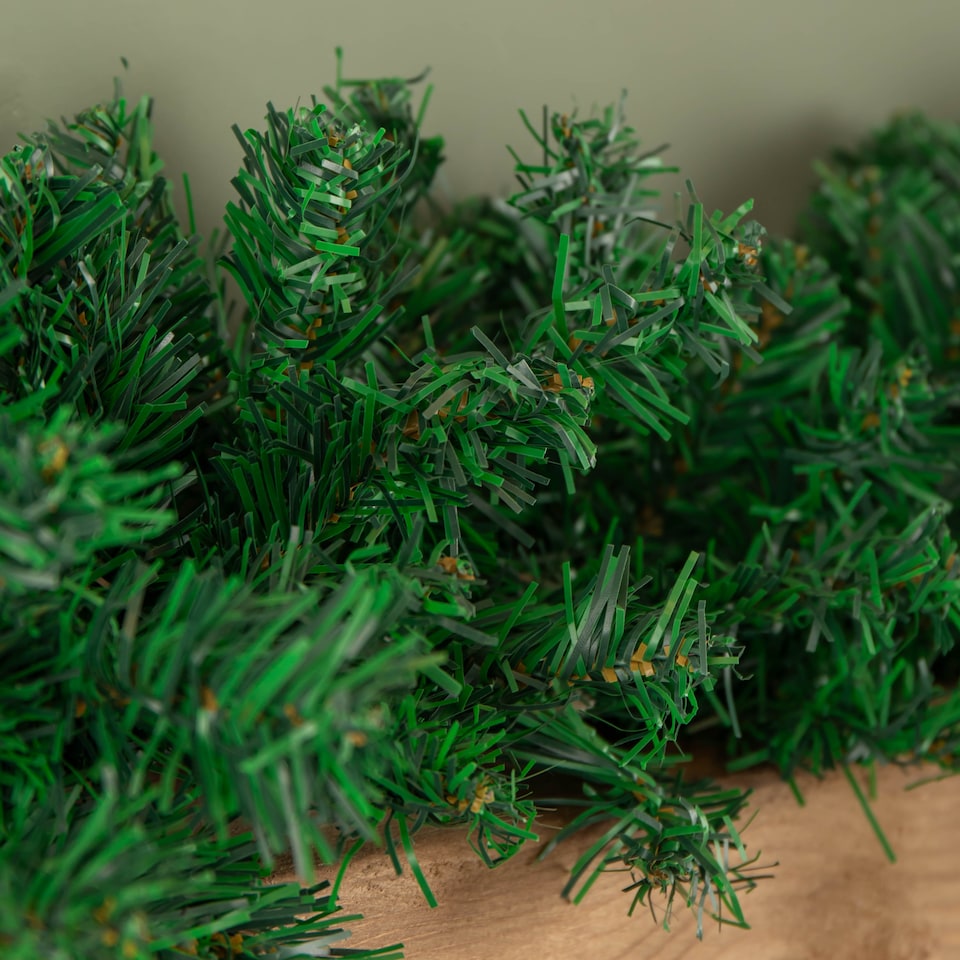 image 1 of 2.7m x 20cm Plain Green Christmas Garland with 260 Tips