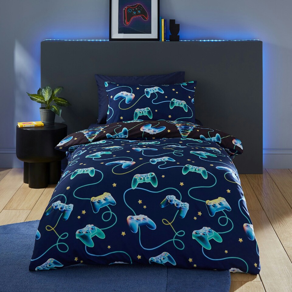 image 1 of Catherine Lansfield Christmas Gamer So Soft Reversible Duvet Cover Set Navy Blue | Blue | Navy Blue | Single