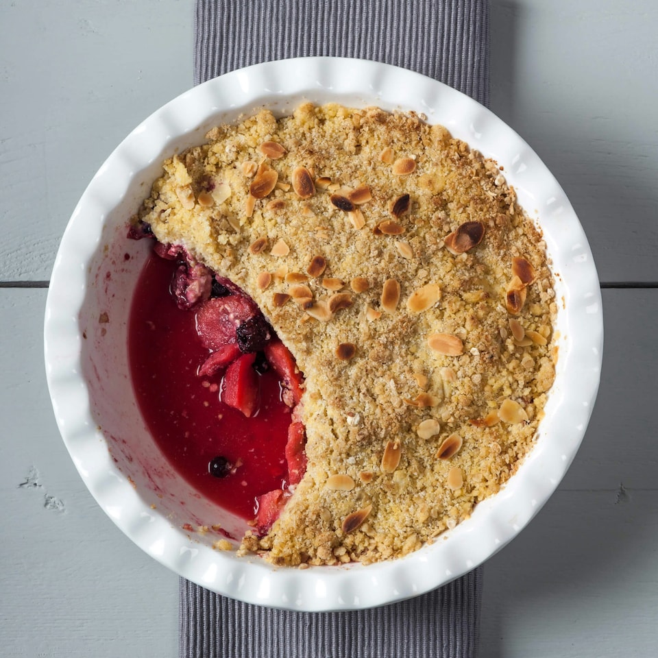 image 1 of Wm Bartleet & Sons Porcelain Round Pie Dish with Crinkle Crust Rim Red | Red
