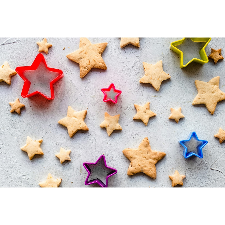 image 1 of Colourworks Star Shaped Cookie Cutters Set of 5