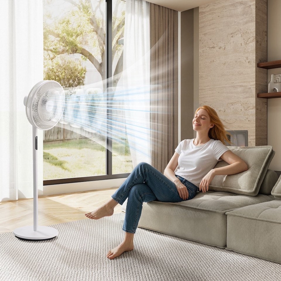 image 1 of VonHaus Pedestal Fan / Desk Fan 14 Inch