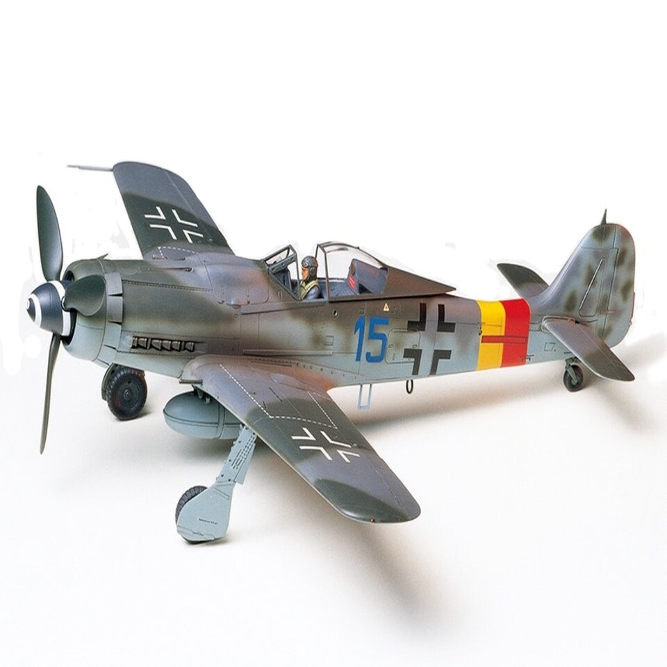 Tamiya Focke-Wulf Fw190 D-9 (1:48 Scale)