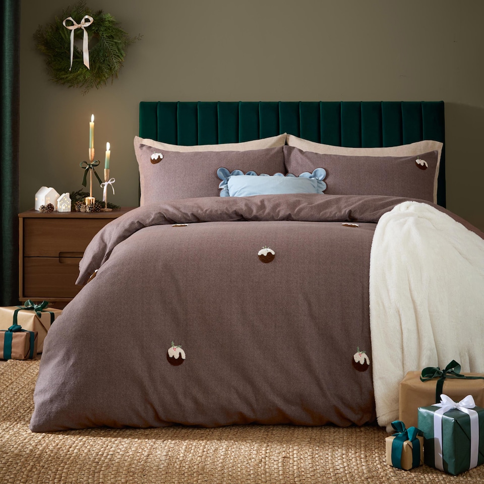 image 1 of Furn Christmas Pudding 100% Cotton Tufted Duvet Cover Set, Chocolate, Super King