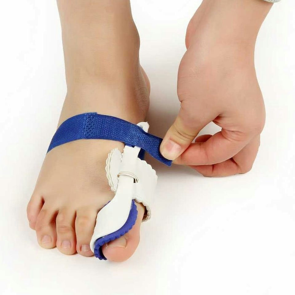 image 1 of Aquarius Orthopedic Foot Bunion Corrector and Straightener