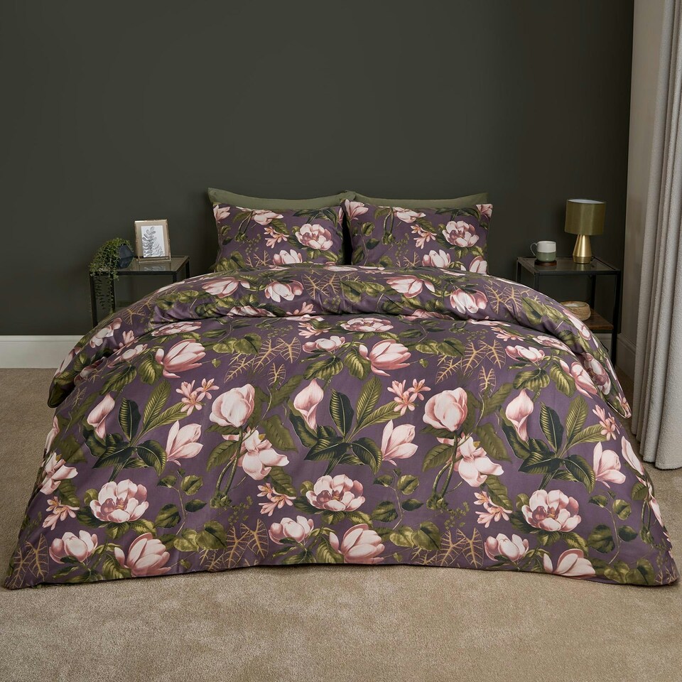image 1 of OHS Floral Print Reversible Duvet Cover and Pillowcase Bedding Set, King - Mauve