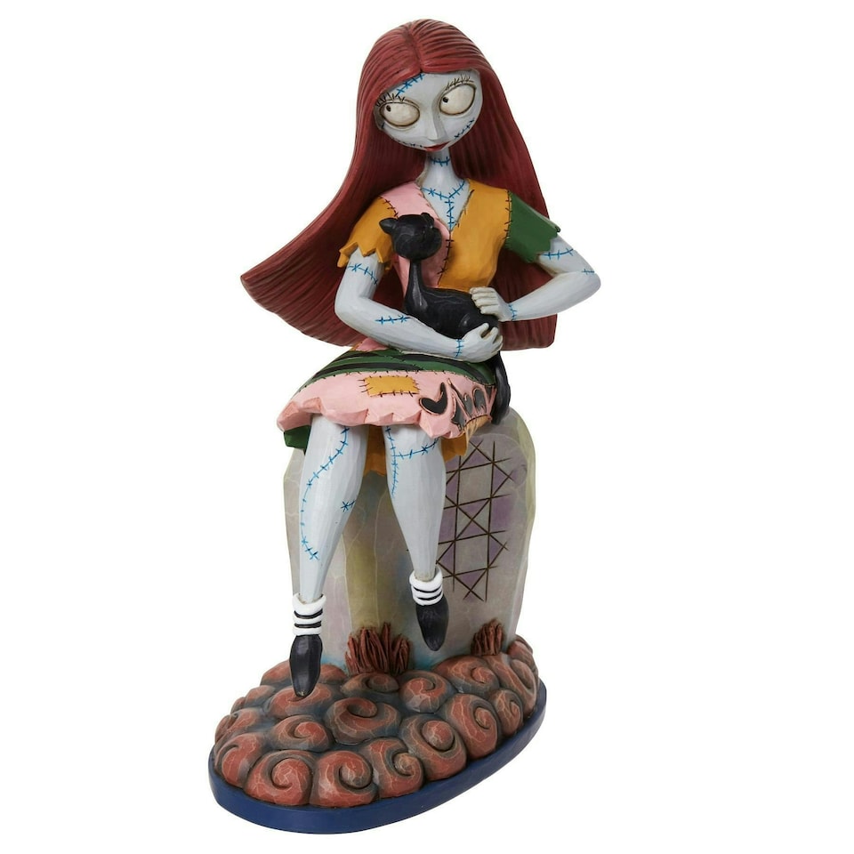 Disney Figurine Nightmare Before Christmas Sally Dreaming of Jack
