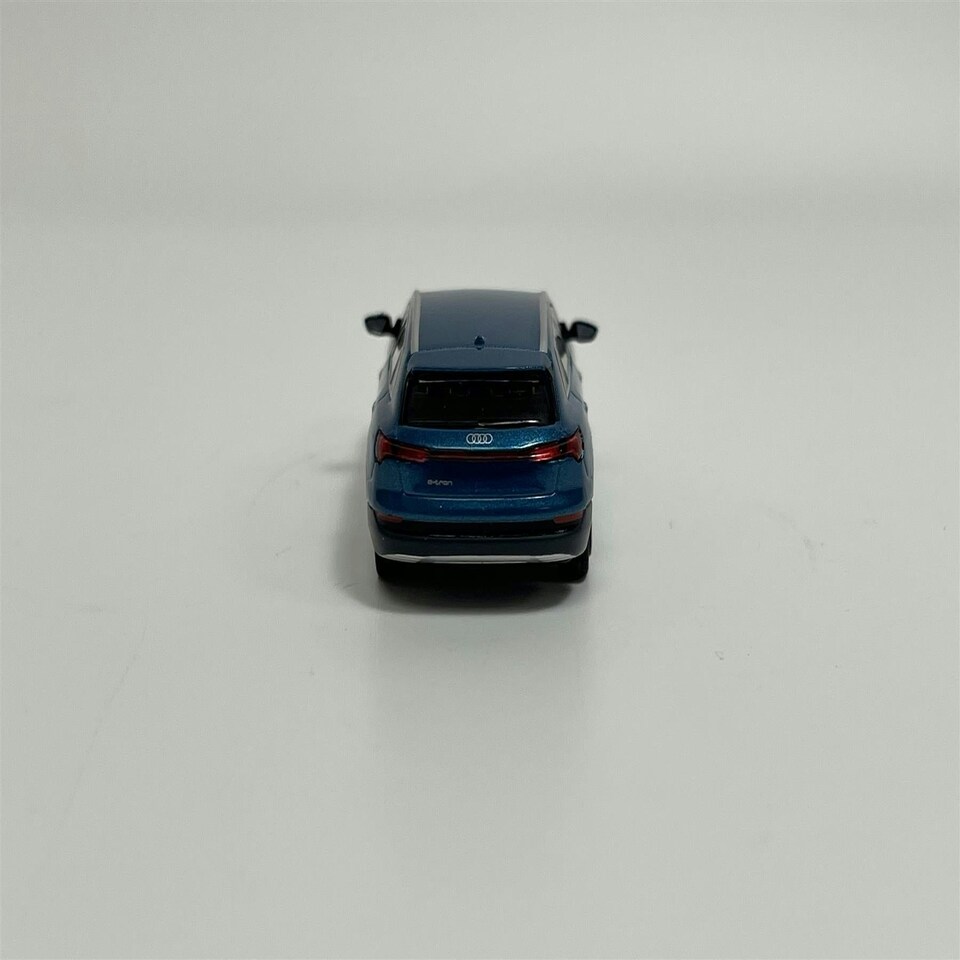 image 1 of Audi e tron 2020 Blue Metallic 1:87 Minichamps 870018220