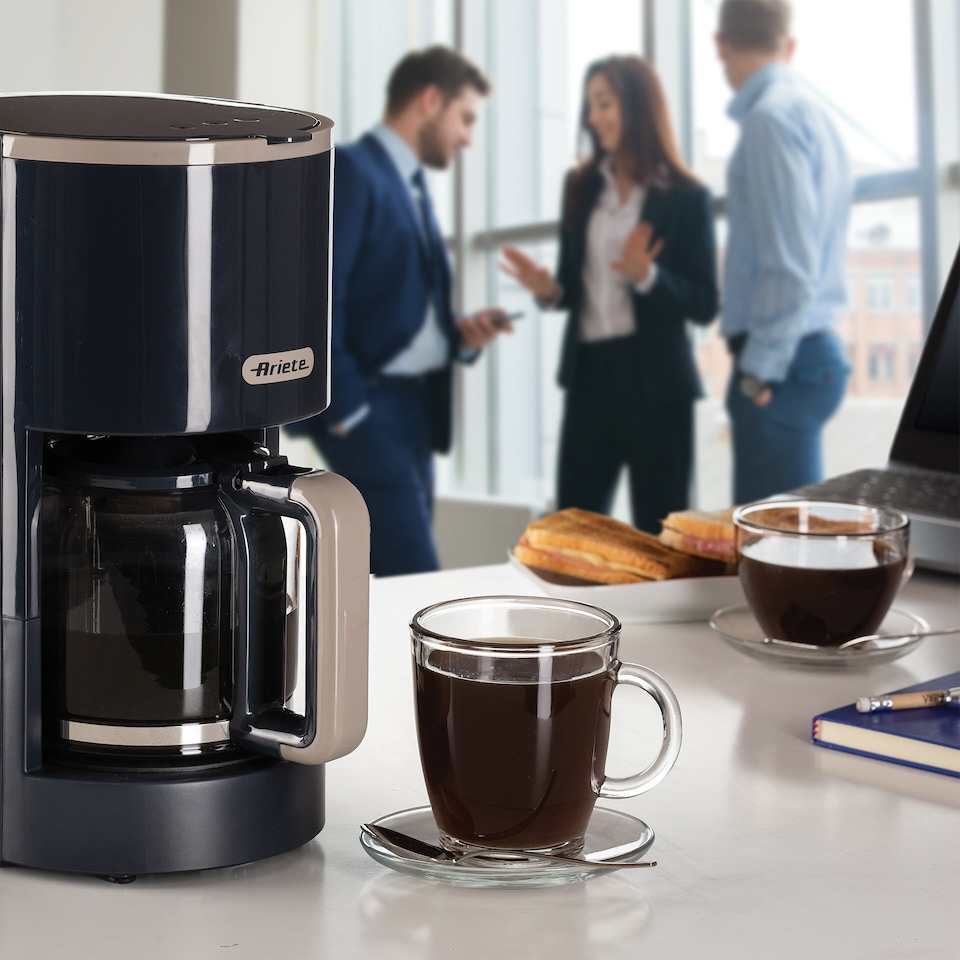 image 1 of Ariete ARPK47 Breakfast Line Kettle, Toaster & Coffee Machine Set, Grey