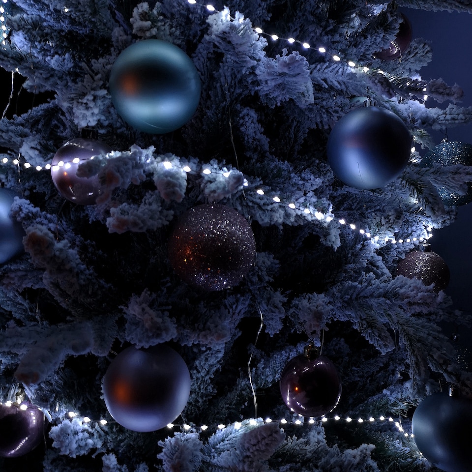 image 1 of 12.8m Compact MicroBrights Christmas Lights with 800 LEDs in White
