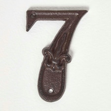 Homescapes Cast Iron House number, 7