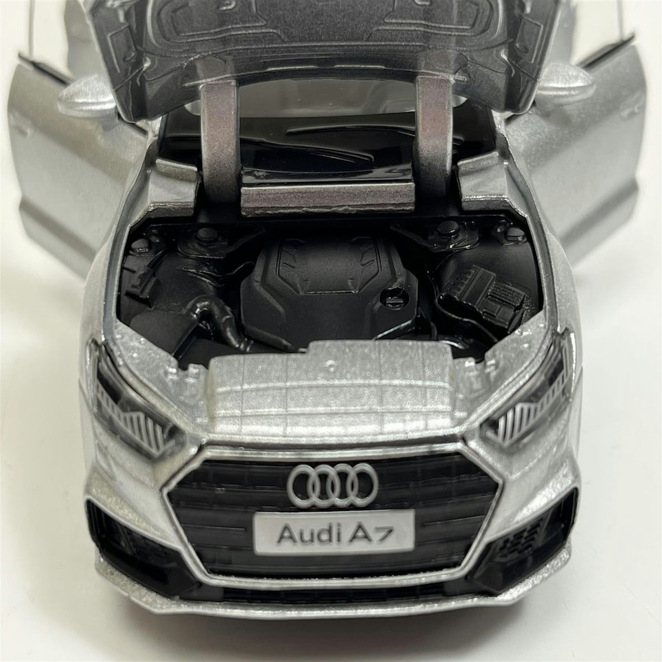 image 1 of Audi A7 Silver LHD Light and Sound 1:32 Scale Tayumo 32140018