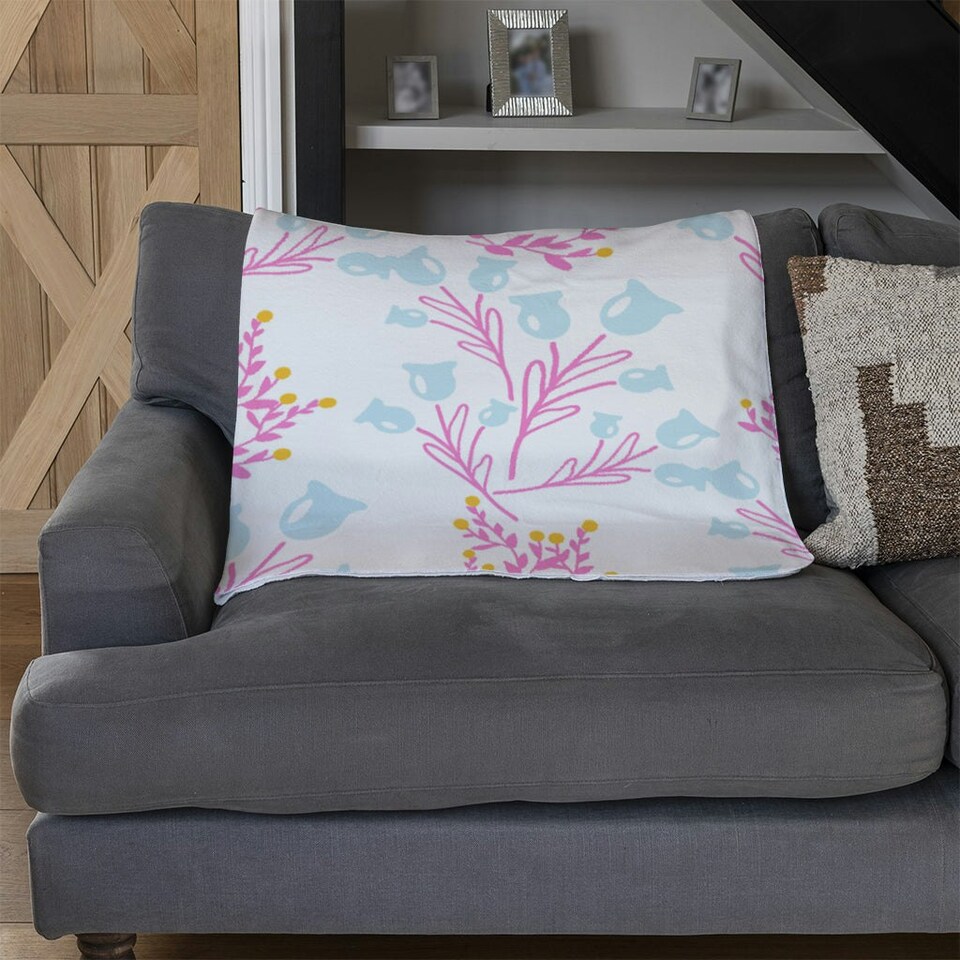 image 1 of Pink & Blue Flower Design (Blanket)
