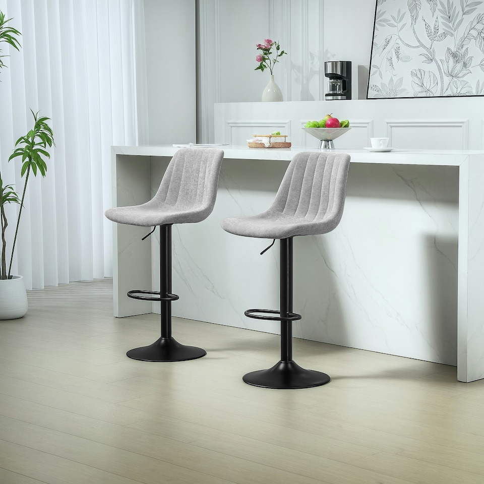 image 1 of HOMCOM Bar Stools Set of 2 Adjustable Swivel Bar Chairs with Backrest Green