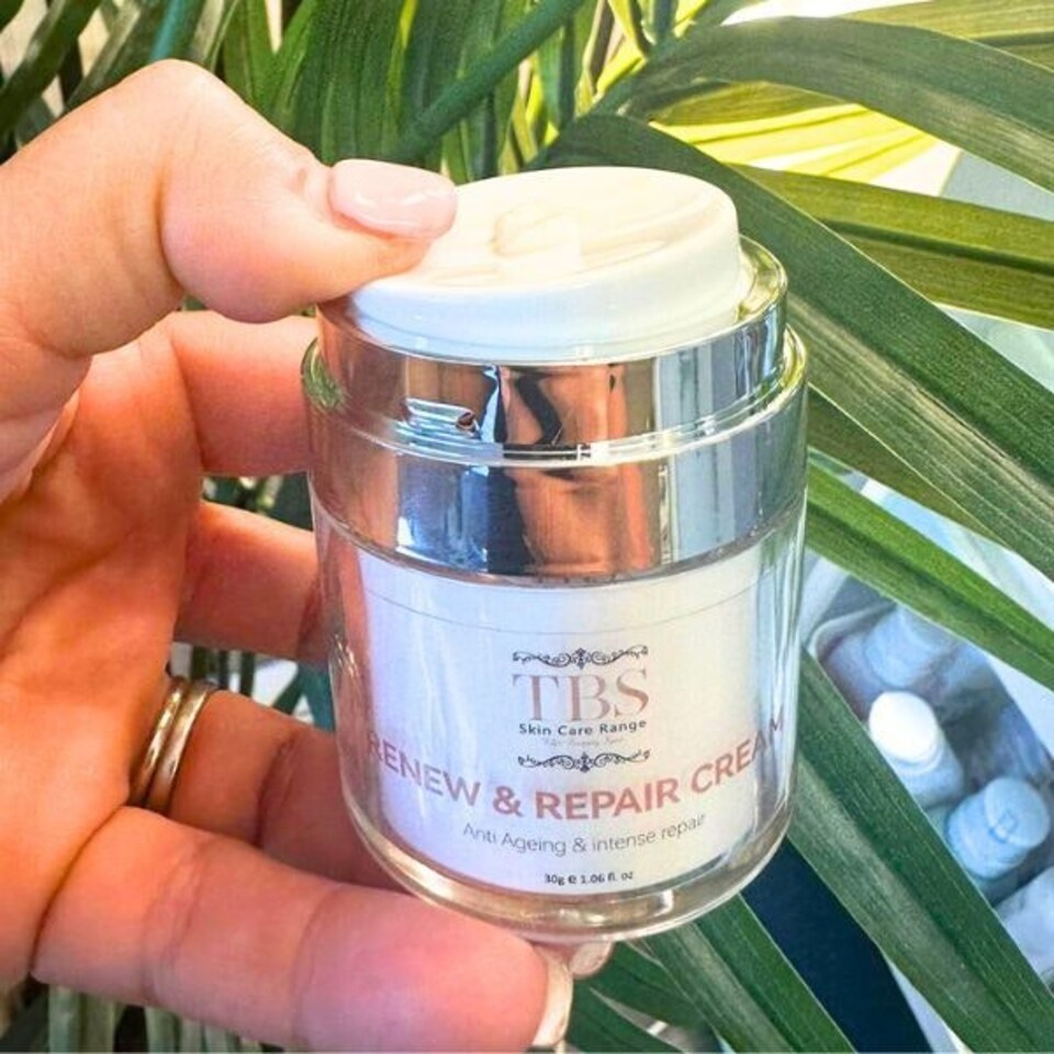 image 1 of TBS Renew & Repair Face Cream 30g