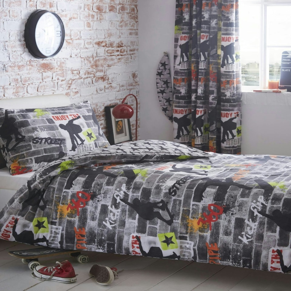 image 1 of Tricks Duvet Cover Set - Double - Multi