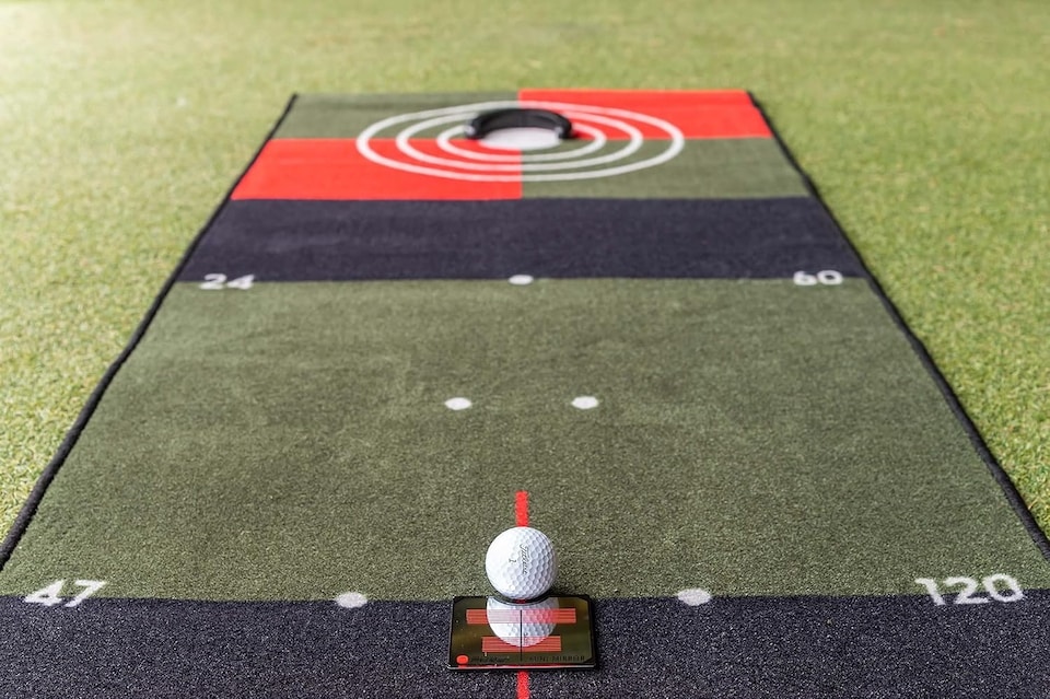 image 1 of Mini Putting Mirror (8cm)